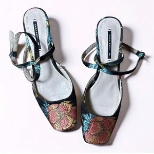 Zara Women's Black Heels with Multicolor Floral Design